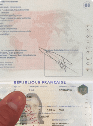 Passeport coupe